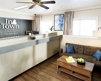 Intown Suites Extended Stay Hattiesburg - האטיסברג - דלפק קבלה