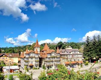 Hotel Sky - Грамадо - Будівля