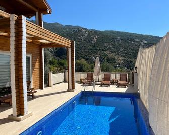 Lucida Villas - Islamlar Town - Kalkan - Pool