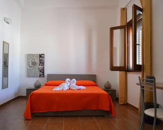 Palazzo Graziano - Terrasini - Slaapkamer