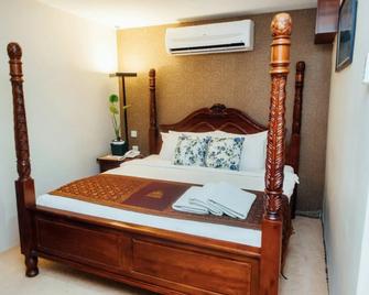 Hotel Darulmakmur Jerantut - Jerantut - Bedroom