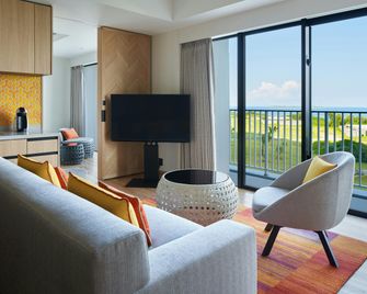 Hilton Club The Beach Resort Sesoko - Motobu - Wohnzimmer