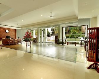 zodiac heritage hotel - Azhutha - Recepción