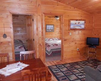 American Pines Cabin, 5 Miles from Mt. Rushmore! - Keystone - Salon