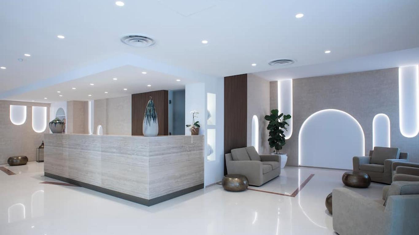 فندق ألبانيا