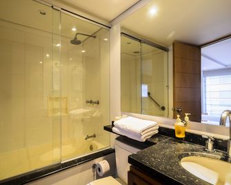 Travelers Obelisco Apartamentos - Bogotá - Bathroom