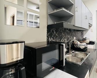 People's Condo Atria - Iloilo City - Cocina