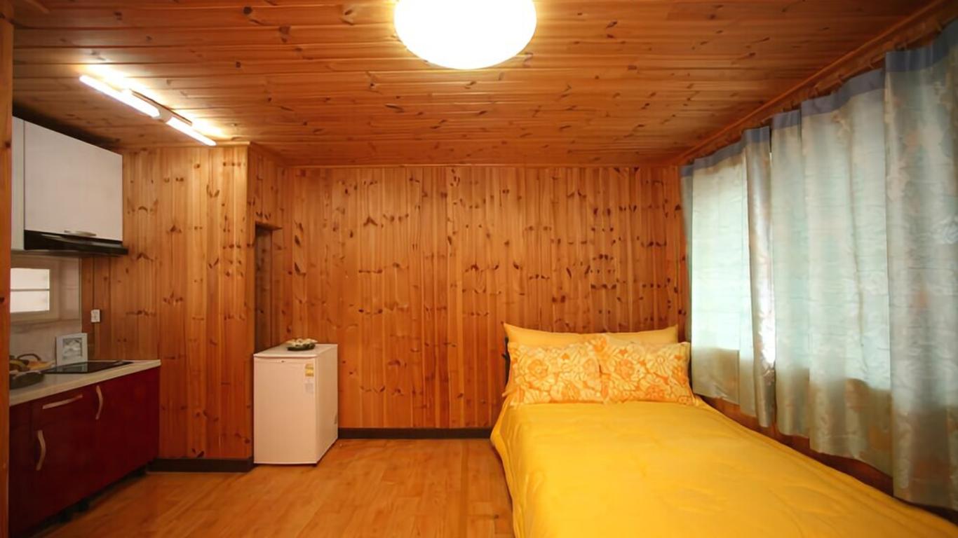 Taean Caribbean Heart Pension