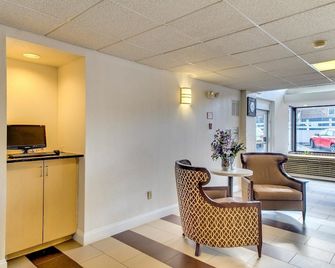 Motel 6 Washington, DC - Washington, D.C. - Lobby