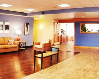 Beach Boutique Hotel - רהובות' ביץ' - לובי