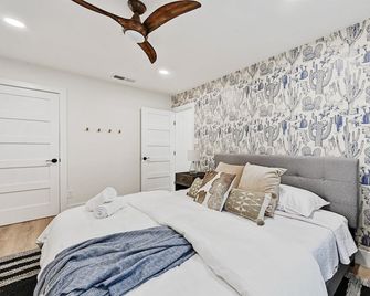Luxury 3mi to DT ~ South Congress ~ Walkable - Austin - Habitación