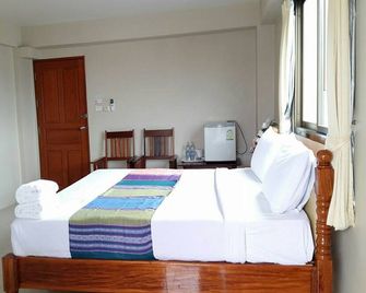 Submukda Grand Hotel - Mukdahan - Habitación