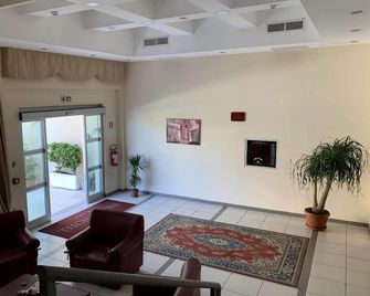 Palace Hotel - Gioia Tauro - Lobby