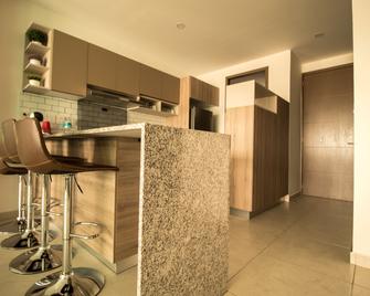 Niza Five Luxury Beach Apartments - Puerto Vallarta - Kitchen