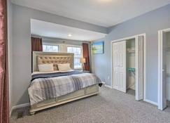 heaven on earth Home! Everything you need is here, 11 mins to Newark Airport NJ, - Linden - Bedroom