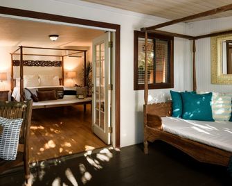 Paia Inn - Paia