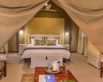 Jackalberry Ridge by Dream Resorts - Marloth Park - Bedroom