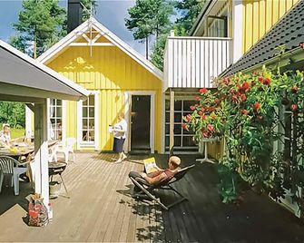 Amazing Home In Köpingsvik With Sauna - Köpingsvik - Patio