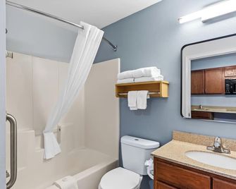 Birch Hill Suites Clarksville-Louisville North - Clarksville