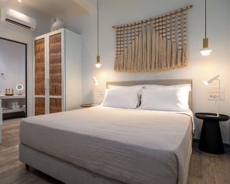 Hotel Oasis - Parikia