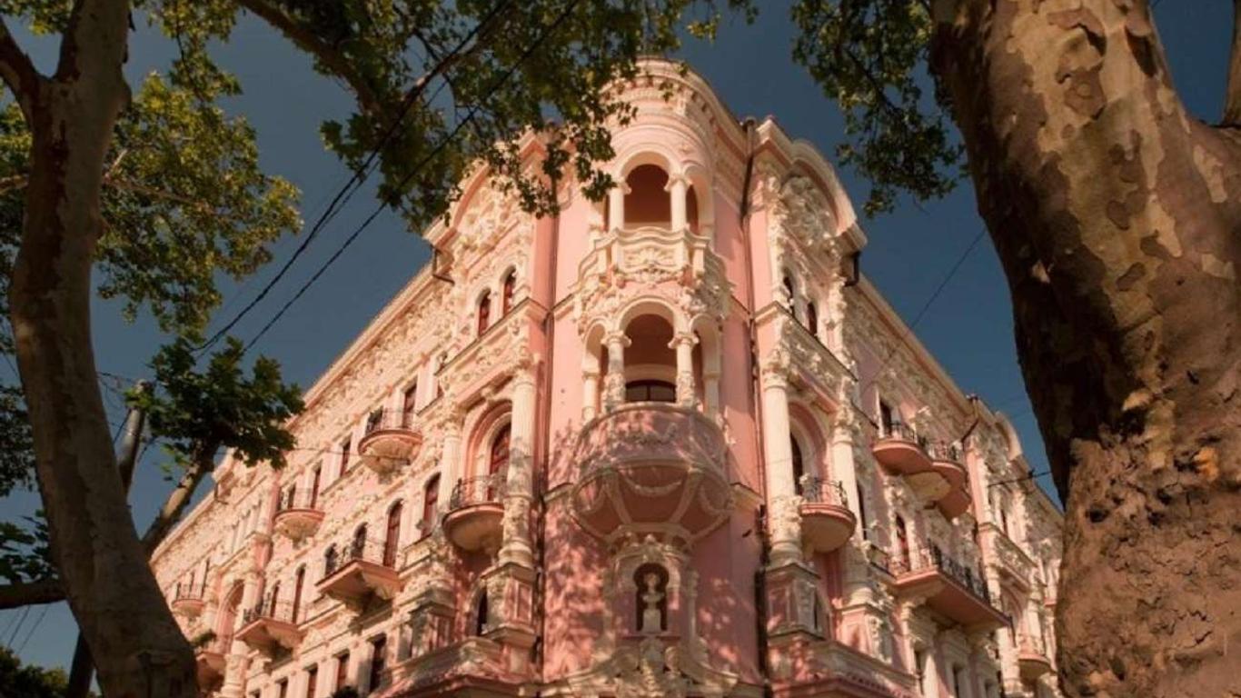 Hotel Bristol