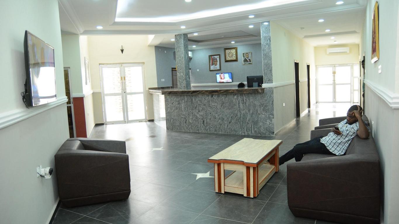 Iyore Grand Hotel and Suites