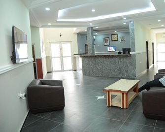 Iyore Grand Hotel and Suites - Benin City - Lobby