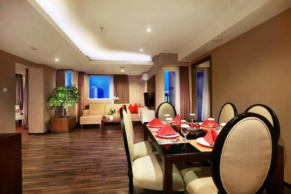 Aston Pluit Hotel & Residence - Yakarta - Comedor