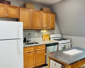 Lovely 2-bedroom apartment in Cambridge near Harvard and MIT - Cambridge - Küche