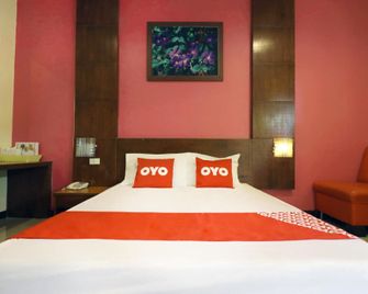 OYO 547 Happy Home - Bangkok - Bedroom