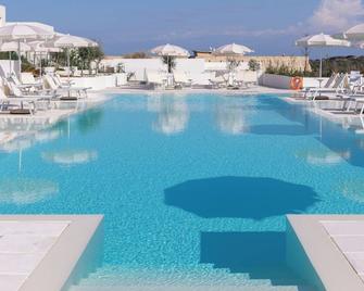 Stunning Capo Falcone Charming Apartments nm1359 - Stintino - Pool