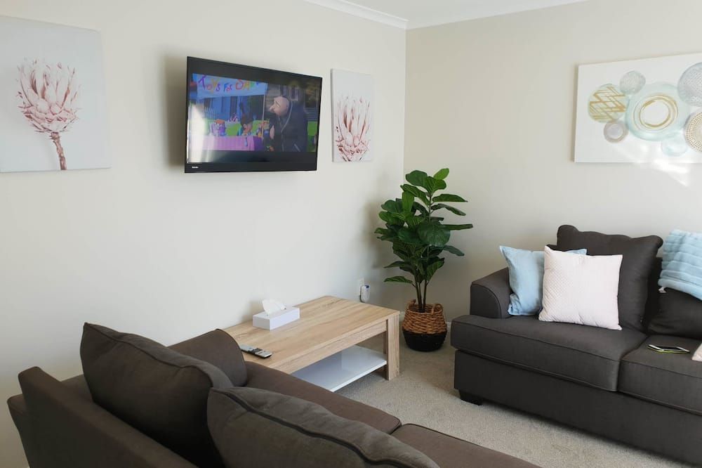 Rose Apartments Central Rotorua- Accommodation & Private Spa - Rotorua - Sala de estar