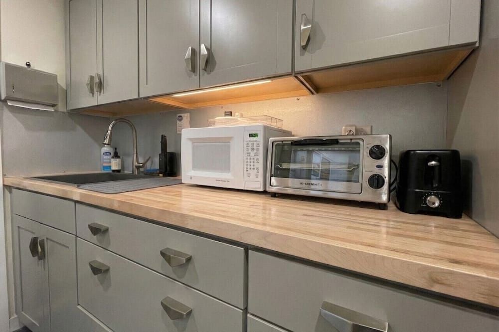 Sleep Woodstock - 2 Double Beds - Dog Friendly - Woodstock - Kitchen