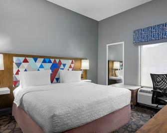 Hampton Inn & Suites Birmingham-Pelham (I-65) - Пелам - Спальня