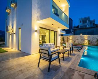 Villa Onat - Kalkan - Havuz