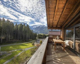 Chalet in Neukirchen by the Ski Area - 紐科琴格羅斯夫 - 陽台