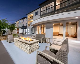 Courtyard by Marriott Mobile - Mobile - Patio