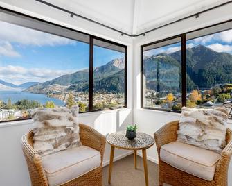 Balmoral Lodge - קווינסטאון - חדר שינה