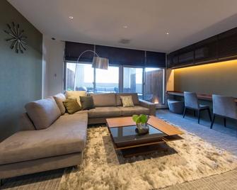 Rota Hostel - Ōsaka - Wohnzimmer