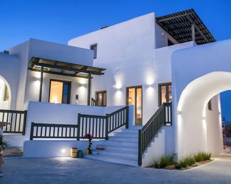 Melidron Hotel & Suites - Agios Prokopios - Budova