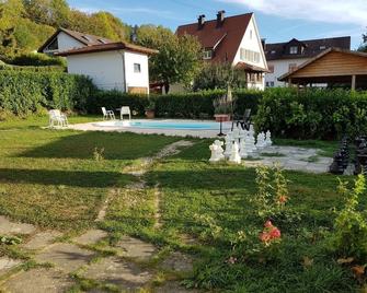 Römerhof - Bad Bellingen - Pool