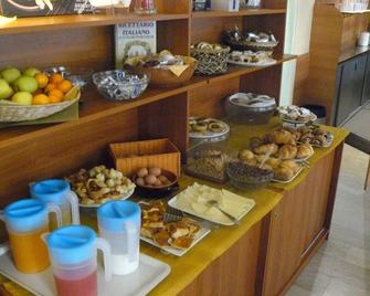 Hotel Vittoriano - Turin - Buffé