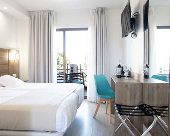 Hotel Boutique Calas de Alicante - Alicante - Bedroom