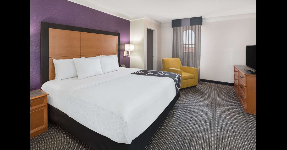 Baymont By Wyndham Greenville Woodruff Rd 58 7 9 Greenville Hotel Deals Reviews Kayak