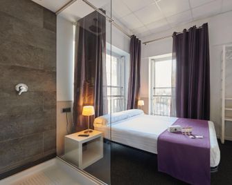 Hostal Q - Barcelona - Habitación