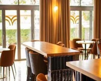 The Village Hotel Douglas - Cork - Restaurant