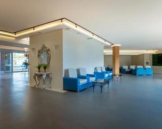 Martinez - Sozopol - Lobby