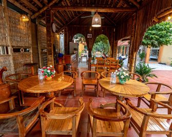 Tam Coc Mountain Bungalow - Ninh Binh - Restaurante