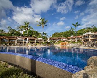 Exp 19 in Playa Flamingo - Playa Grande - Piscina