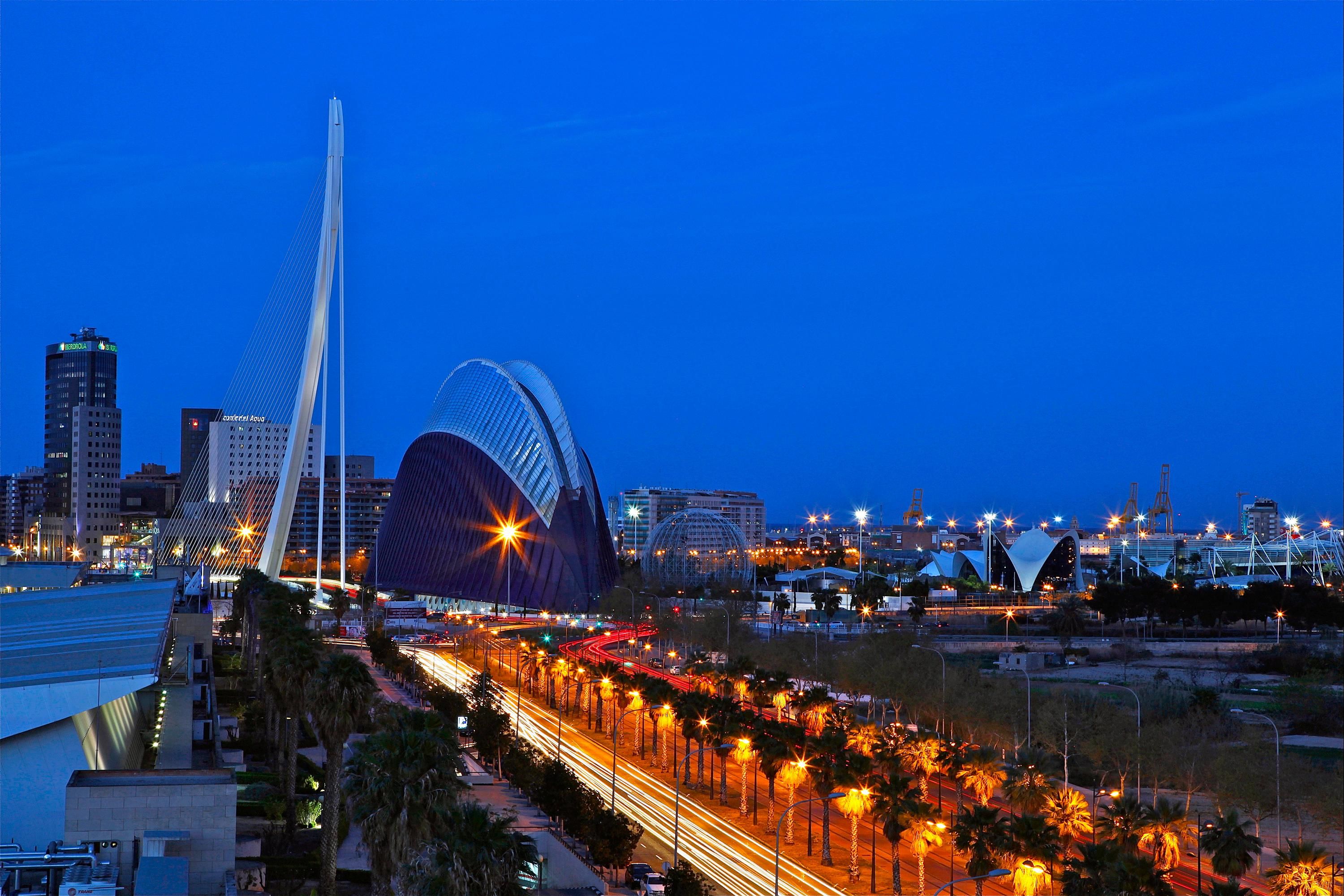 Holiday Inn Express Valencia-Ciudad Las Ciencias By IHG thumbnail 3